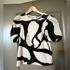 H&M puff sleeve tee